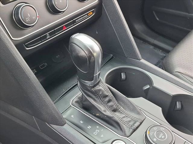 Used 2018 Volkswagen Atlas SE AWD/4WD image 12