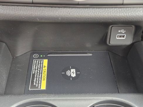 Certified 2024 Honda HR-V EX-L image 28