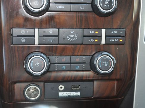 Used 2010 Ford F150 Platinum image 33