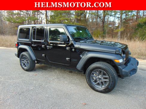 Certified 2024 Jeep Wrangler Sport S image 12