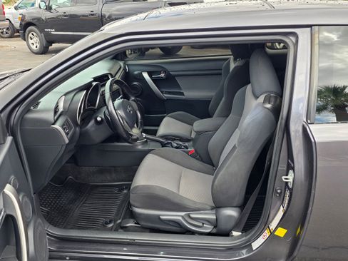 Used 2016 Scion tC FWD image 14