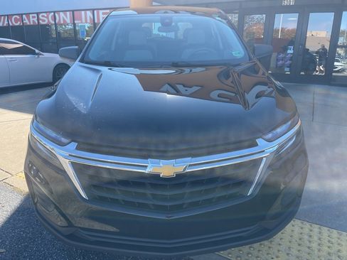 Used 2022 Chevrolet Equinox LS image 9