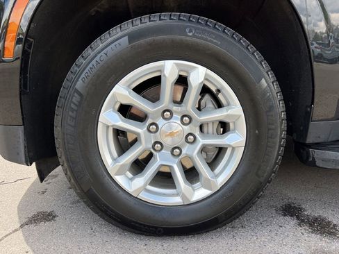Used 2025 Chevrolet Tahoe LT AWD/4WD image 28