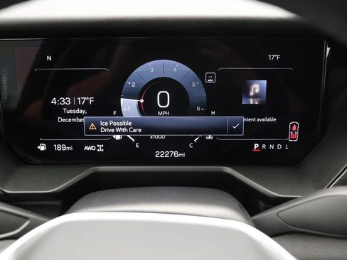 Used 2025 GMC Acadia Elevation image 20