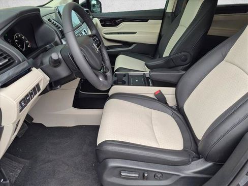 New 2026 Honda Odyssey Elite image 4