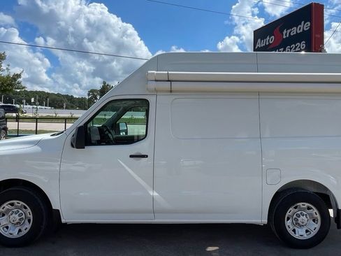 Used 2020 Nissan NV 2500 SV RWD image 5