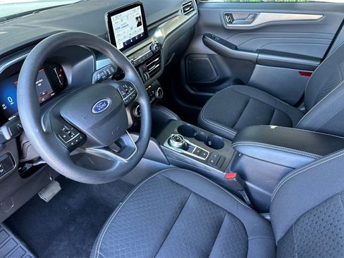 Used 2025 Ford Escape Active image 12
