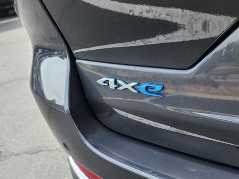 Used 2022 Jeep Grand Cherokee Overland image 32