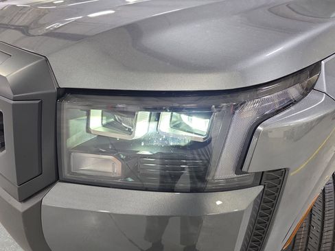 New 2026 Nissan Frontier S image 30