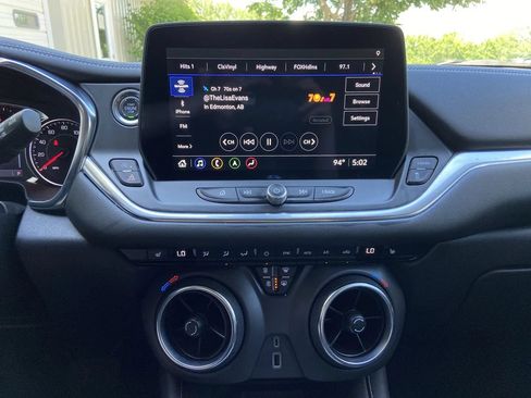 Used 2023 Chevrolet Blazer LT w/ Sound & Technology Package AWD/4WD image 20