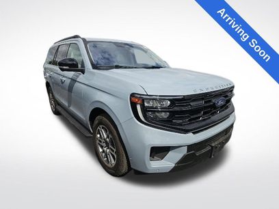 Used 2025 Ford Expedition Active