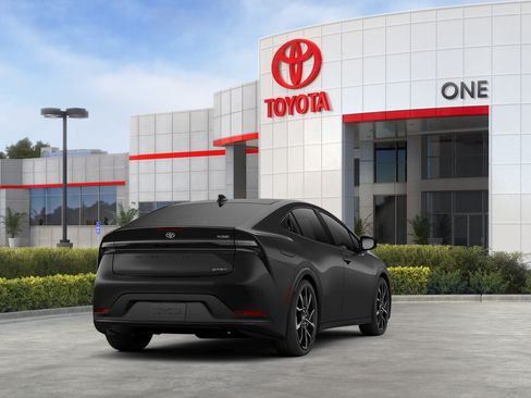 New 2026 Toyota Prius Plug-In Hybrid FWD image 75