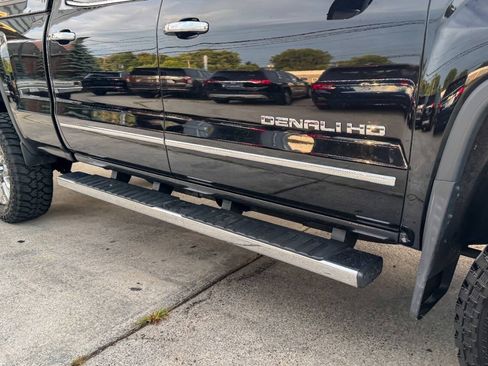 Used 2016 GMC Sierra 2500 Denali AWD/4WD image 14