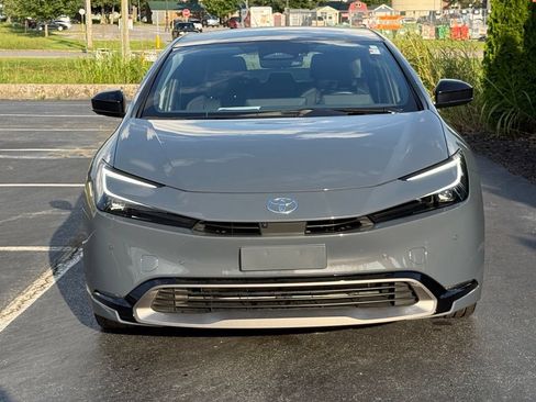 Certified 2024 Toyota Prius Limited w/ Limited Premium Package FWD image 7