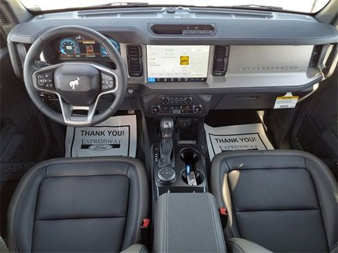 New 2025 Ford Bronco Outer Banks image 14