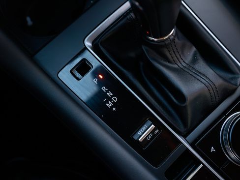 Used 2021 MAZDA MAZDA3 s image 42