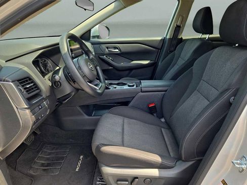 Used 2024 Nissan Rogue SV AWD/4WD image 21