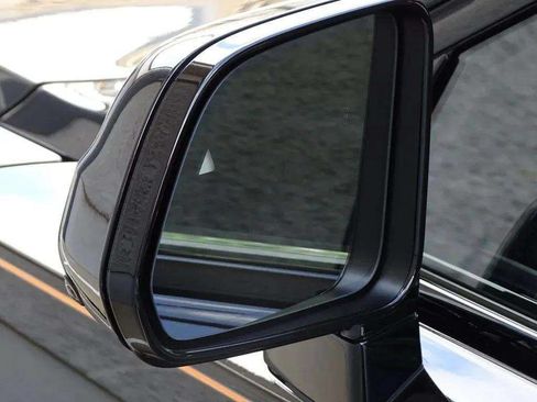 Certified 2024 Rolls-Royce Ghost Black Badge w/ Black Badge Ghost Package AWD/4WD image 31