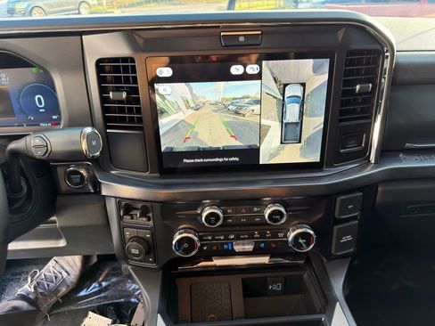 Used 2025 Ford F450 Lariat image 23