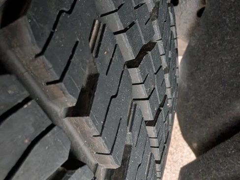 Used 2015 Chevrolet Silverado 1500 LTZ Z71 image 19