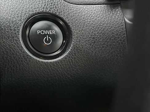 Used 2025 Toyota Camry LE image 16