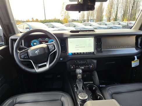 New 2025 Ford Bronco Big Bend w/ Black Diamond Package image 10