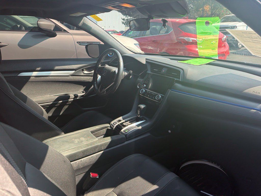 Used 2020 Honda Civic EX image 3