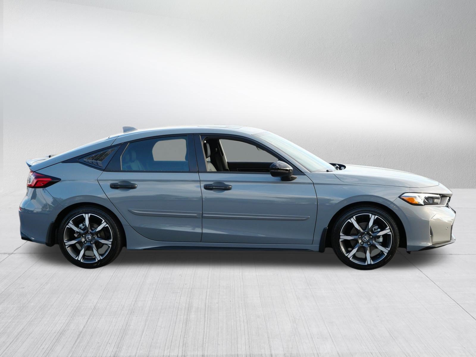 Used 2025 Honda Civic Sport Touring image 8