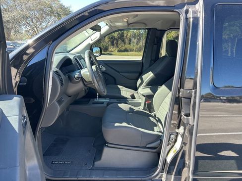Used 2019 Nissan Frontier S image 13