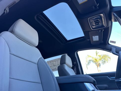 New 2026 GMC Sierra 1500 SLT w/ SLT Premium Package image 15