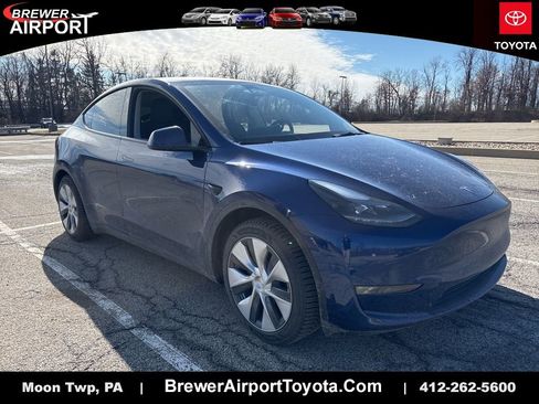 Used 2023 Tesla Model Y Long Range image 1