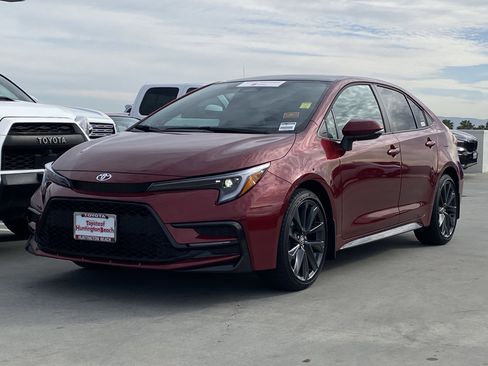 Certified 2026 Toyota Corolla XSE image 6