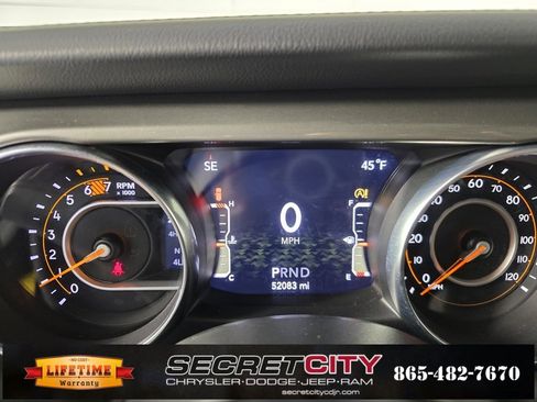 Used 2023 Jeep Wrangler Sahara image 18