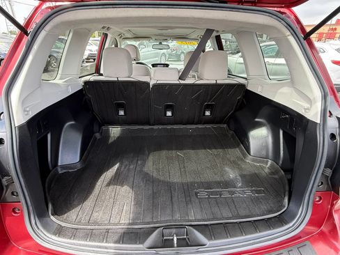 Used 2015 Subaru Forester 2.5i Premium AWD/4WD image 7