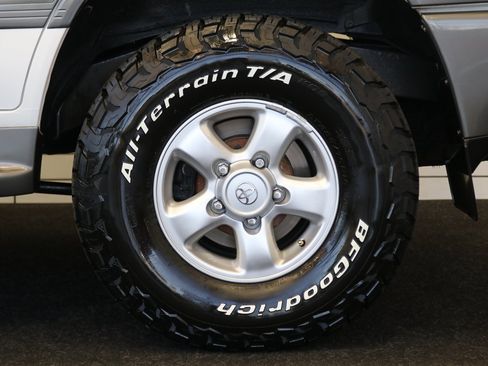 Used 1999 Toyota Land Cruiser AWD/4WD image 55