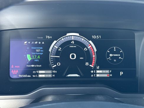 Used 2023 Toyota Tundra Platinum image 28