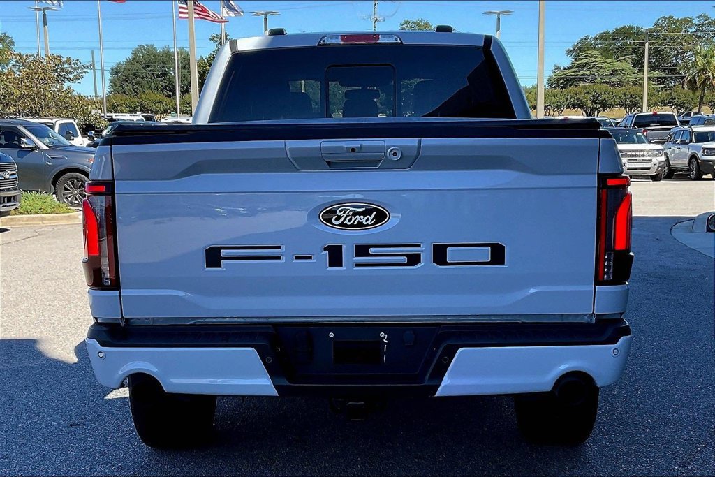 Used 2025 Ford F150 Lariat w/ Equipment Group 501A Mid AWD/4WD image 5