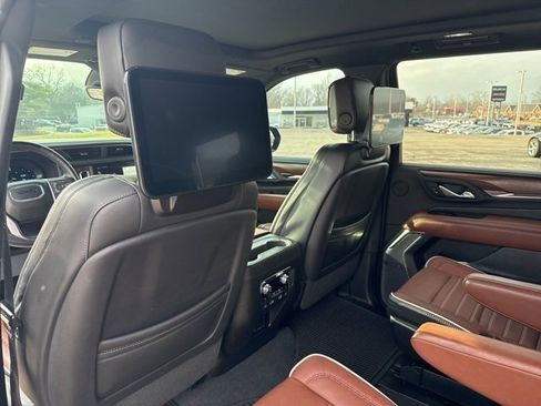 Used 2024 GMC Yukon Denali Ultimate image 16