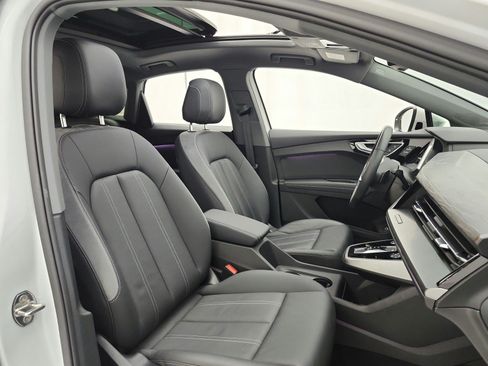 Used 2023 Audi Q4 e-tron Premium Plus w/ Premium Plus AWD/4WD image 19