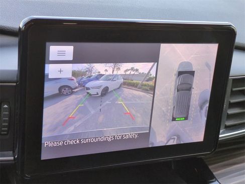 Used 2021 Ford Explorer Limited w/ Equipment Group 301A image 21