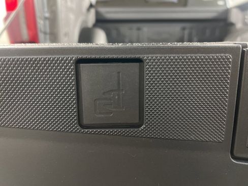 Certified 2025 Ford F150 Tremor w/ Bed Utility Package image 39