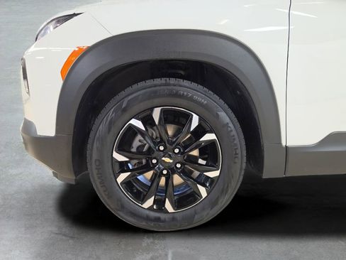 Used 2023 Chevrolet TrailBlazer LT w/ Convenience Package image 23