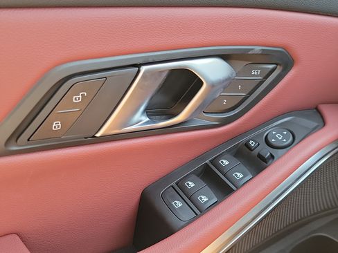 New 2026 BMW 330i Sedan w/ Convenience Package RWD image 30