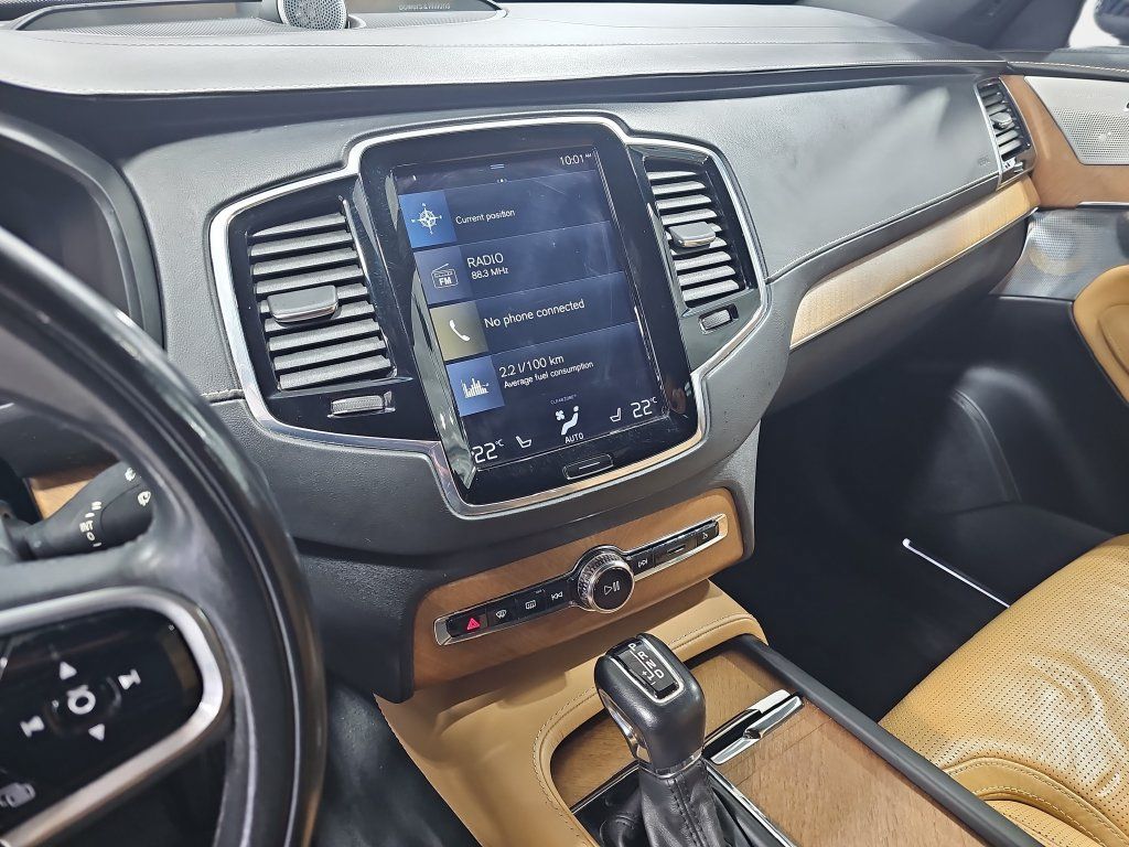 Used 2017 Volvo XC90 T6 Inscription w/ Vision Package AWD/4WD image 22