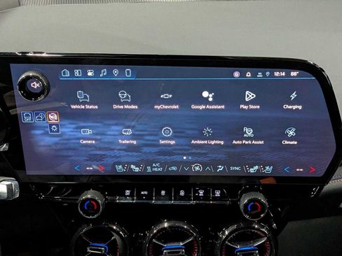 New 2026 Chevrolet Blazer EV RS image 28