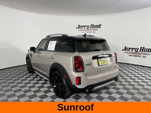 Used 2023 MINI Cooper Countryman S w/ Signature Upholstery Package image 7