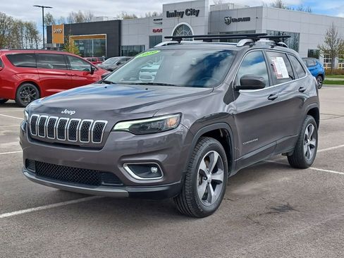 Used 2019 Jeep Cherokee Limited AWD/4WD image 2