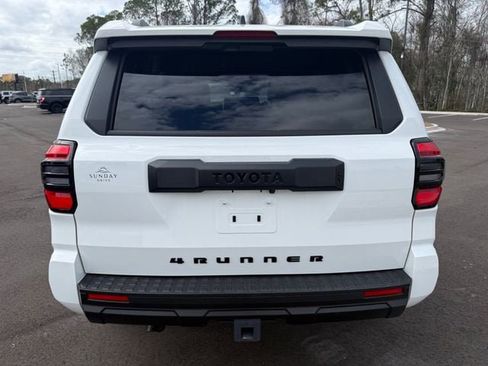 Used 2025 Toyota 4Runner SR5 image 10