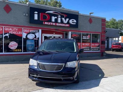 Used 2014 Chrysler Town & Country Touring