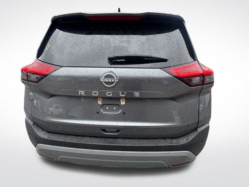 Used 2023 Nissan Rogue S image 5
